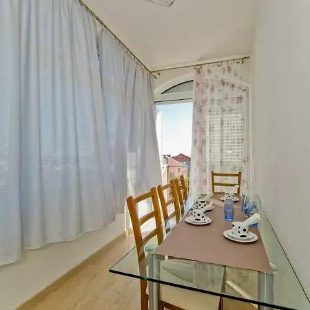 Matic Ograde Hvar Town