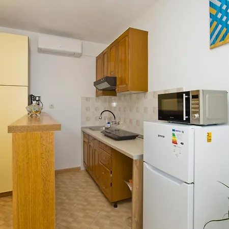 Matic Ograde * Hvar Town